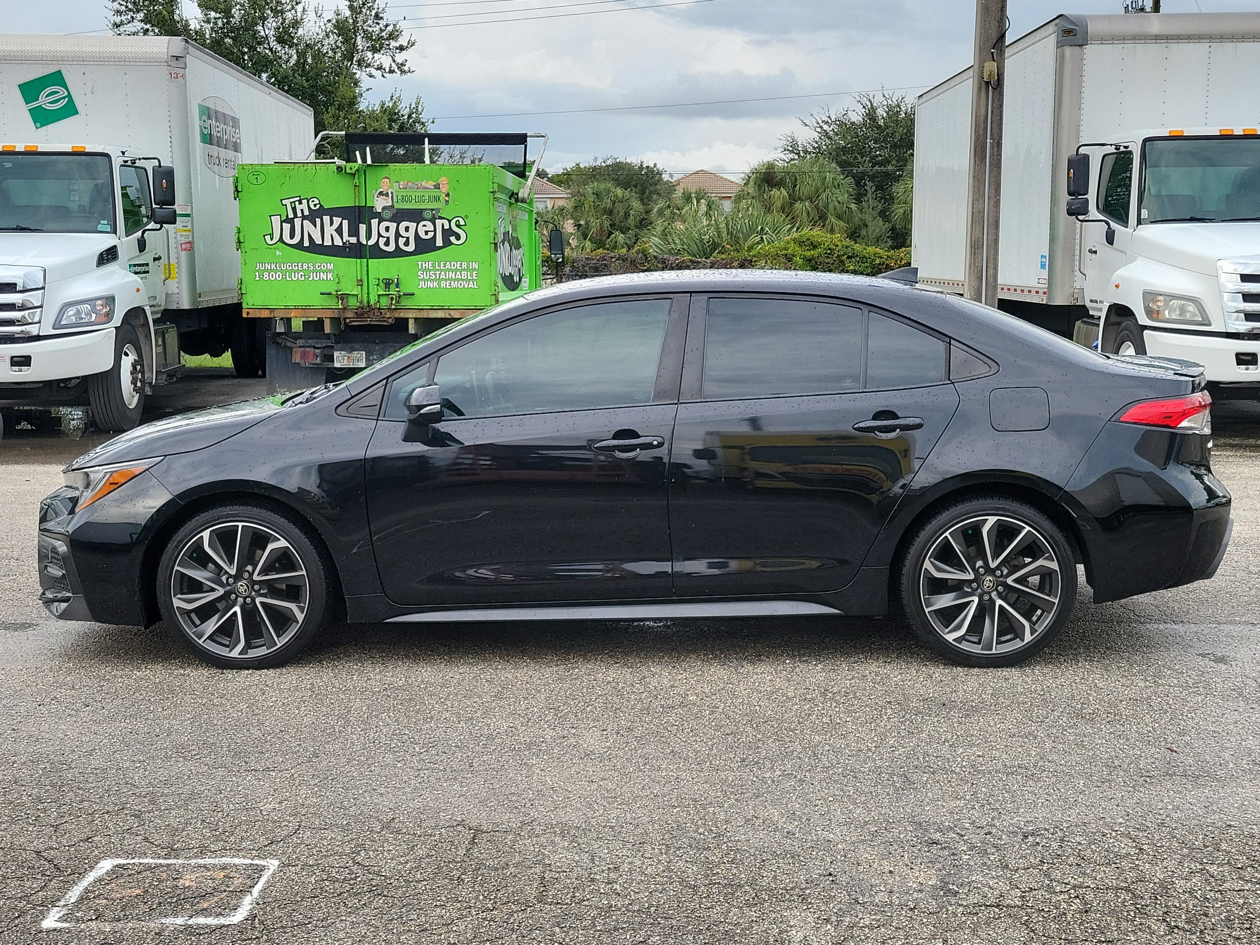 Used 2020 Toyota Corolla SE FWD image 6