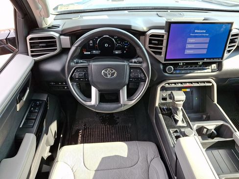Used 2024 Toyota Tundra Limited image 12