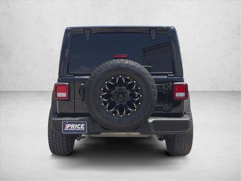 Used 2022 Jeep Wrangler Unlimited Sport w/ Sun And Sound Package AWD/4WD image 6