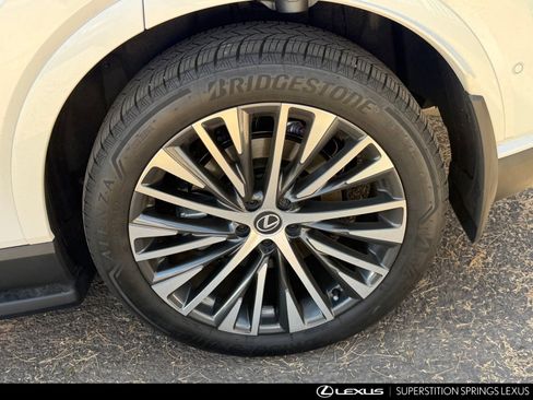 Used 2024 Lexus RX 350 Premium Plus w/ Convenience Package image 10