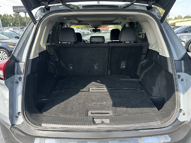 Used 2021 Nissan Rogue SL FWD image 15