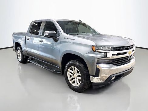 Used 2021 Chevrolet Silverado 1500 LT AWD/4WD image 3