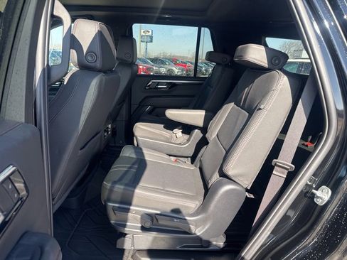 Used 2025 Chevrolet Tahoe RST w/ RST Capability Package image 10