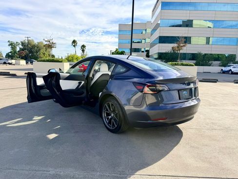 Used 2021 Tesla Model 3 Long Range AWD/4WD image 51