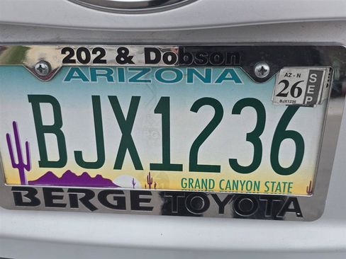 Used 2015 Toyota Prius Two FWD image 15