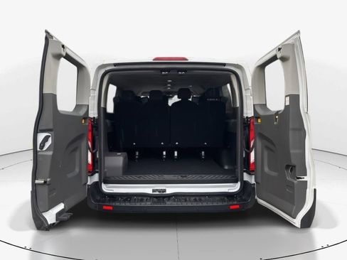 Used 2023 Ford Transit 350 XLT image 11