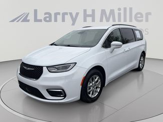 Used 2022 Chrysler Pacifica Touring-L FWD video 1