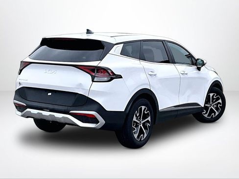Used 2025 Kia Sportage EX FWD image 3