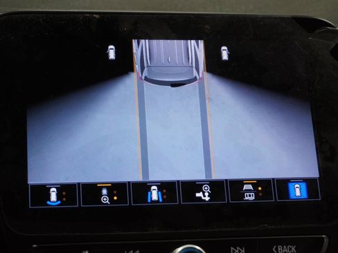 Used 2024 Chevrolet Equinox LT image 30