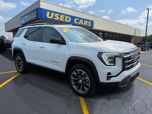 Used 2026 GMC Terrain Elevation w/ Elevation Premium Package AWD/4WD image 4