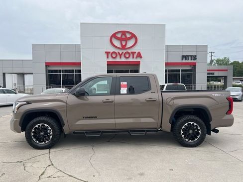 New 2026 Toyota Tundra SR5 AWD/4WD image 11