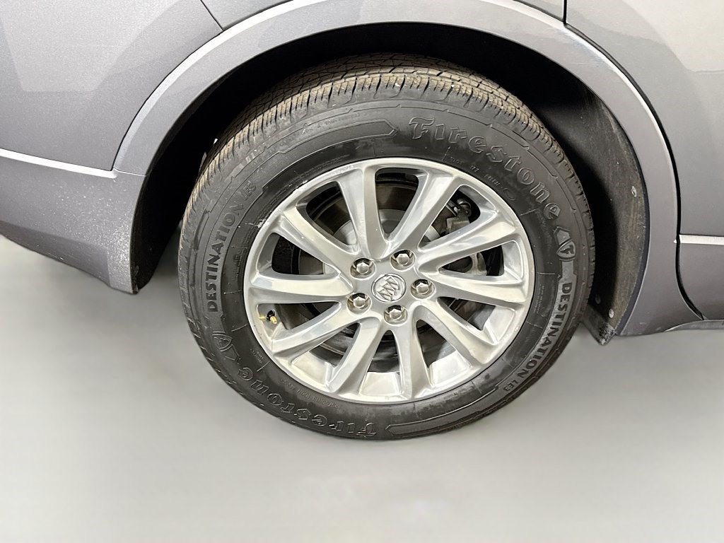 Used 2019 Buick Envision Essence FWD image 32
