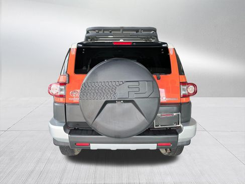 Used 2013 Toyota FJ Cruiser 4WD image 5