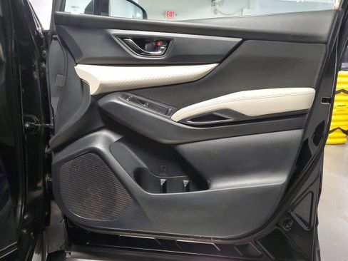 Used 2019 Subaru Ascent Premium image 25
