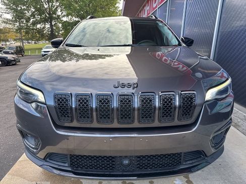 Used 2023 Jeep Cherokee Altitude Lux image 6