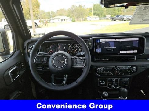 New 2025 Jeep Gladiator Sport image 14