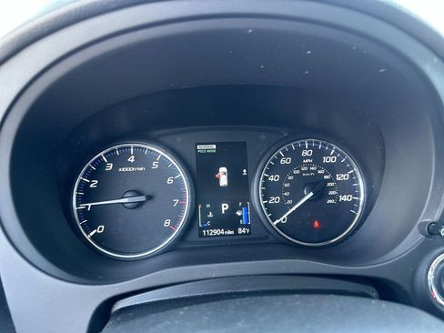 Used 2020 Mitsubishi Outlander AWD image 21