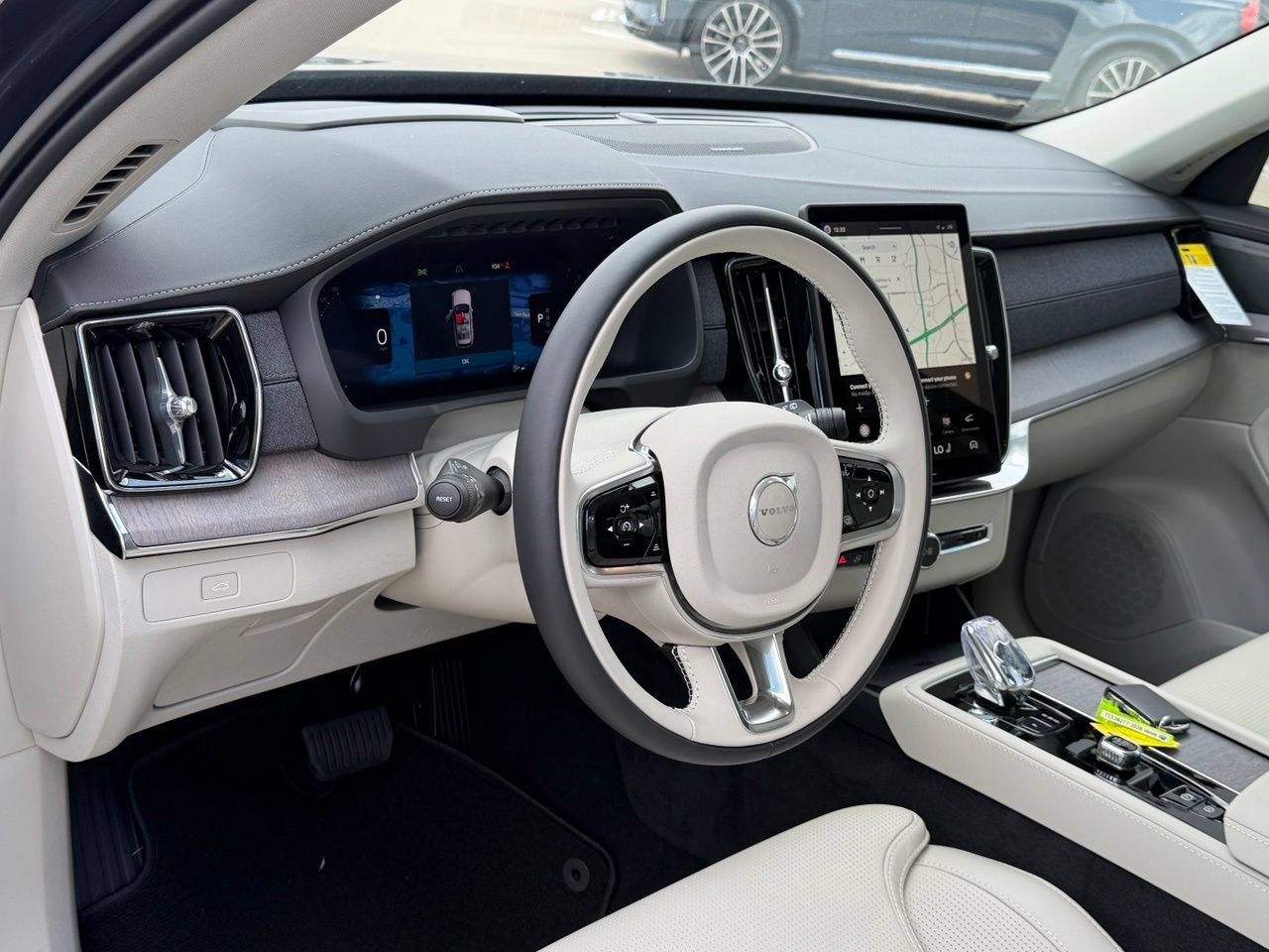 New 2026 Volvo XC90 B6 Ultra w/ Protection Package Premier AWD/4WD image 13