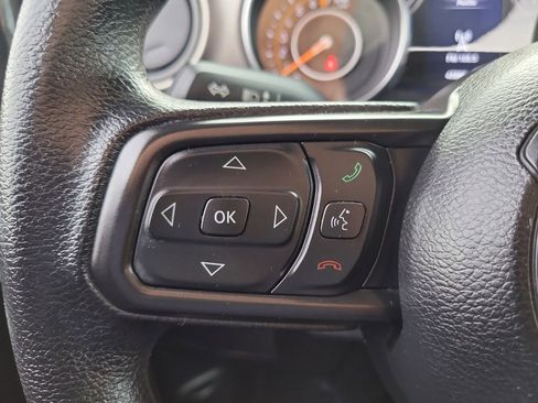 Used 2020 Jeep Gladiator Sport image 25