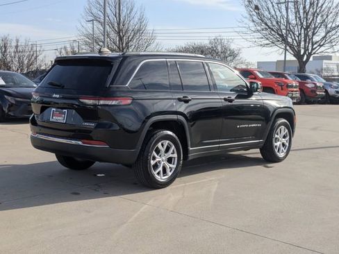 Used 2022 Jeep Grand Cherokee Limited image 6