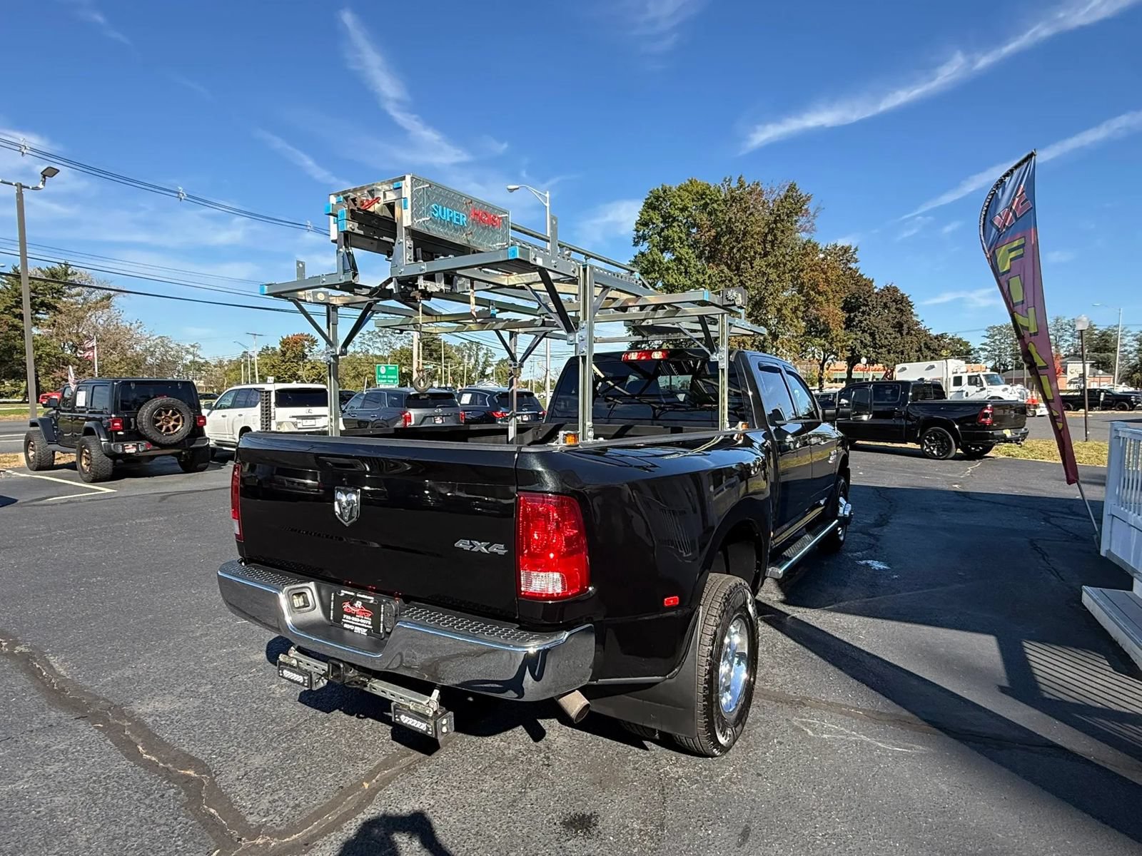 Used 2018 RAM 3500 Tradesman w/ Chrome Appearance Group AWD/4WD image 7