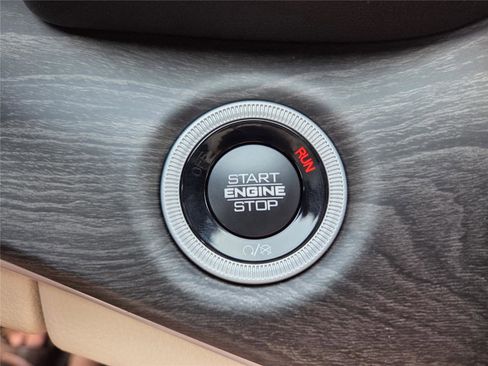 New 2025 Jeep Grand Cherokee Limited w/ Trailer Tow Package image 57