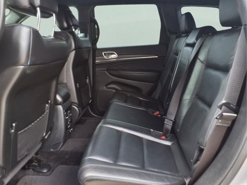 Used 2019 Jeep Grand Cherokee Limited RWD image 13