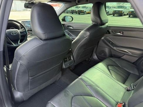 Used 2019 Toyota Avalon XLE w/ Preferred Accessory Package image 30