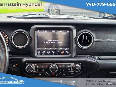 Used 2020 Jeep Gladiator Overland AWD/4WD image 9