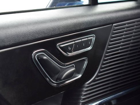Used 2021 Lincoln Corsair FWD w/ Premium Package image 21