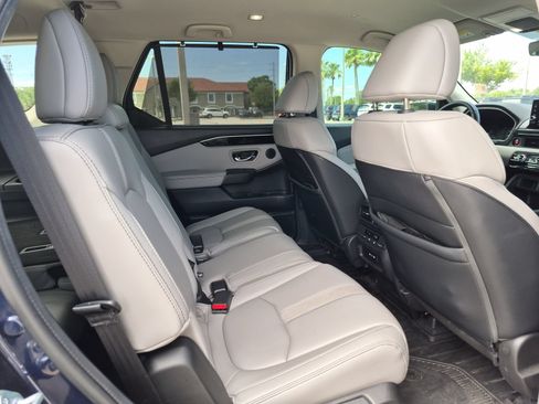 Certified 2024 Honda Pilot EX-L image 18
