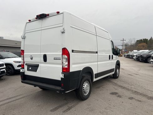 New 2026 RAM ProMaster 2500 image 7