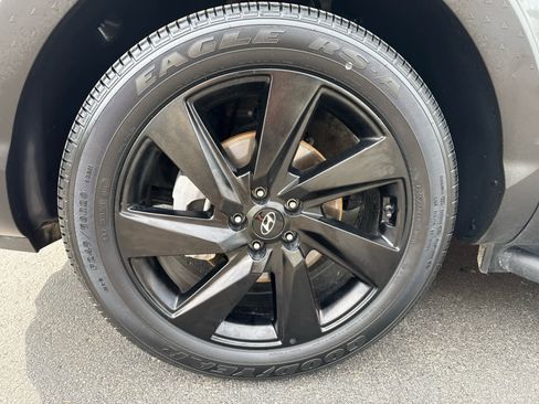 Used 2024 Hyundai Santa Cruz Night image 9