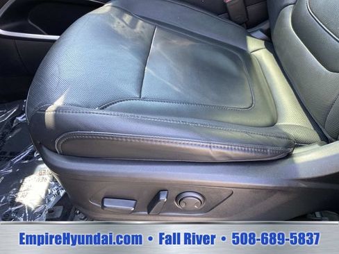 Used 2024 Hyundai Tucson Limited FWD image 19