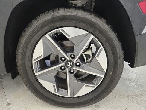 Used 2025 Hyundai Tucson SEL FWD image 9