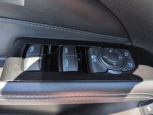 Used 2021 Cadillac CT4 Premium Luxury RWD image 17