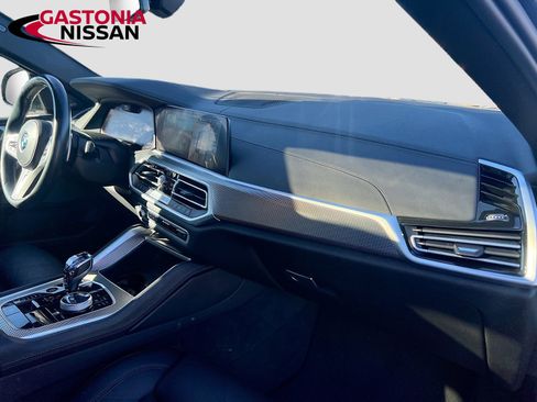 Used 2023 BMW X6 M50i w/ Executive Package image 39