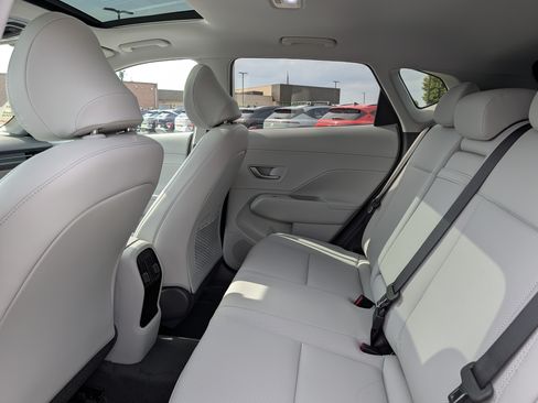 New 2027 Hyundai Kona Limited AWD/4WD image 8