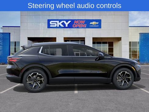 New 2026 Chevrolet Equinox EV LT image 5