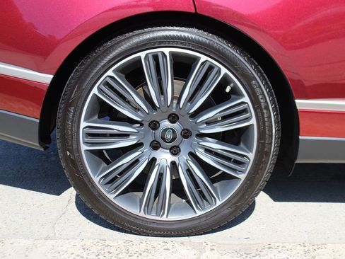 Used 2020 Land Rover Range Rover SV Autobiography Dynamic image 48