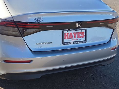 Used 2023 Honda Accord EX image 8