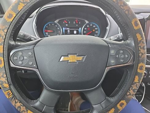Used 2019 Chevrolet Traverse Premier w/ Driver Confidence II Package FWD image 13