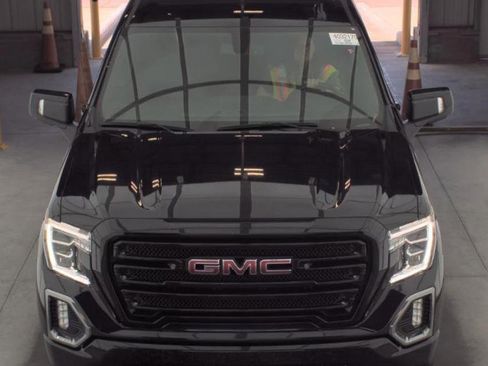 Used 2021 GMC Sierra 1500 AT4 image 2