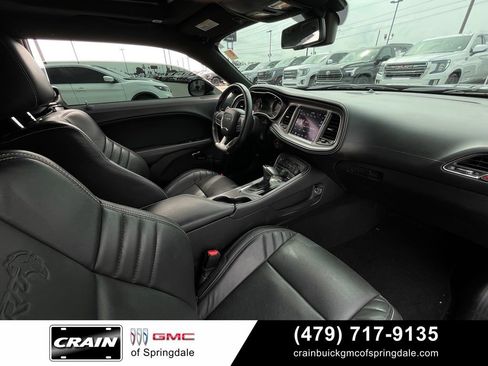 Used 2023 Dodge Challenger SRT Hellcat w/ Driver Convenience Group RWD image 24