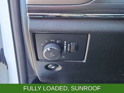 Used 2022 Jeep Grand Cherokee Limited AWD/4WD image 12