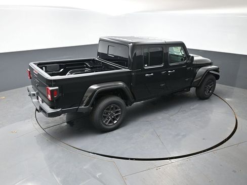 New 2026 Jeep Gladiator Sport AWD/4WD image 28