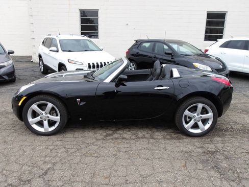 Used 2006 Pontiac Solstice Base 2dr Convertible w/ Premium Package image 14