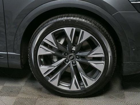 New 2026 Audi Q8 Premium Plus image 38