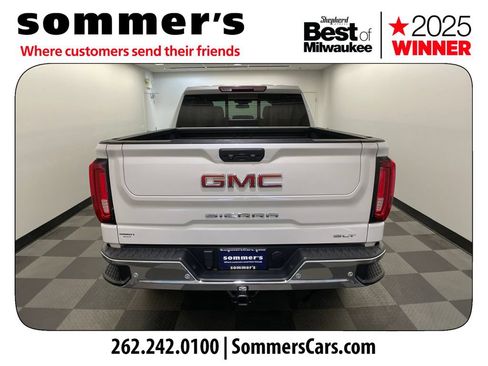 Used 2023 GMC Sierra 1500 SLT w/ SLT Premium Plus Package AWD/4WD image 4