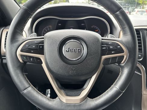 Certified 2017 Jeep Grand Cherokee Limited w/ Luxury Group II AWD/4WD image 11